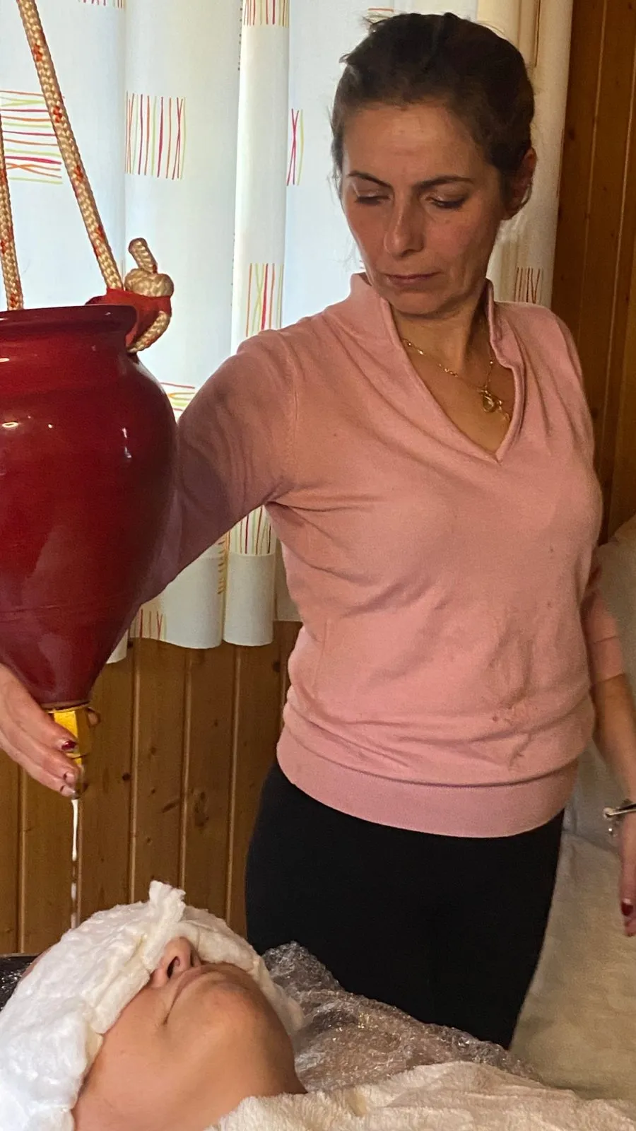 Shirodhara during a retreat